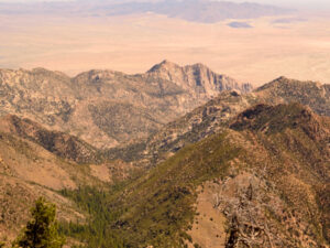 Vista Panorámica de la Sierra y el Desierto en Baja California