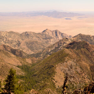 Vista Panorámica de la Sierra y el Desierto en Baja California